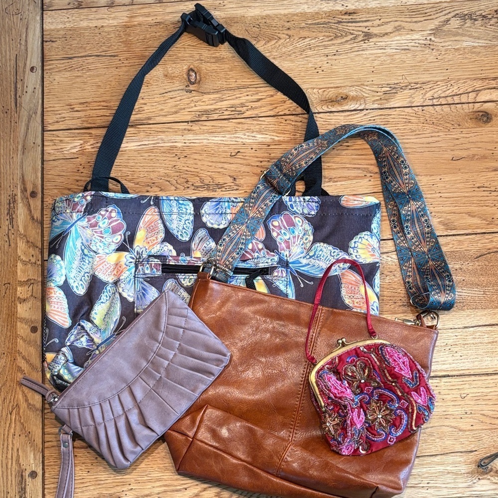 4 Pocketbooks
